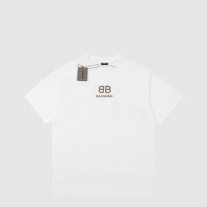로고 프린트 반팔